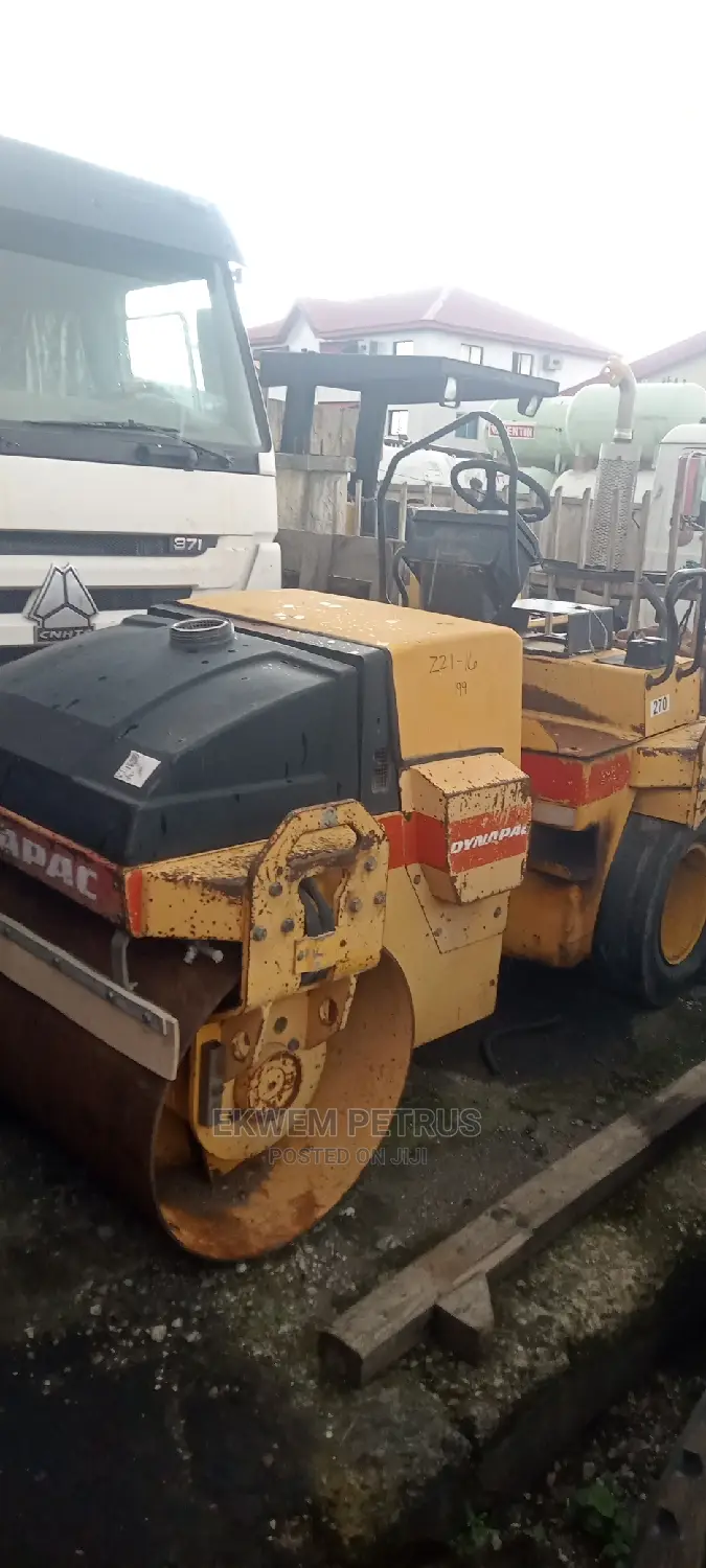 Ride on Pnuematic Vibratory Compactor Roller