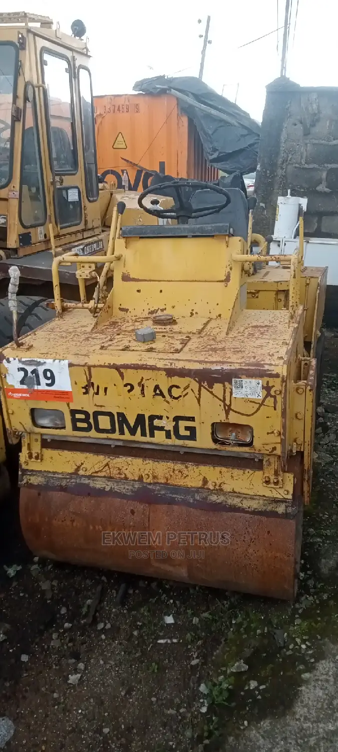 Ride on Pnuematic Vibratory Compactor Roller
