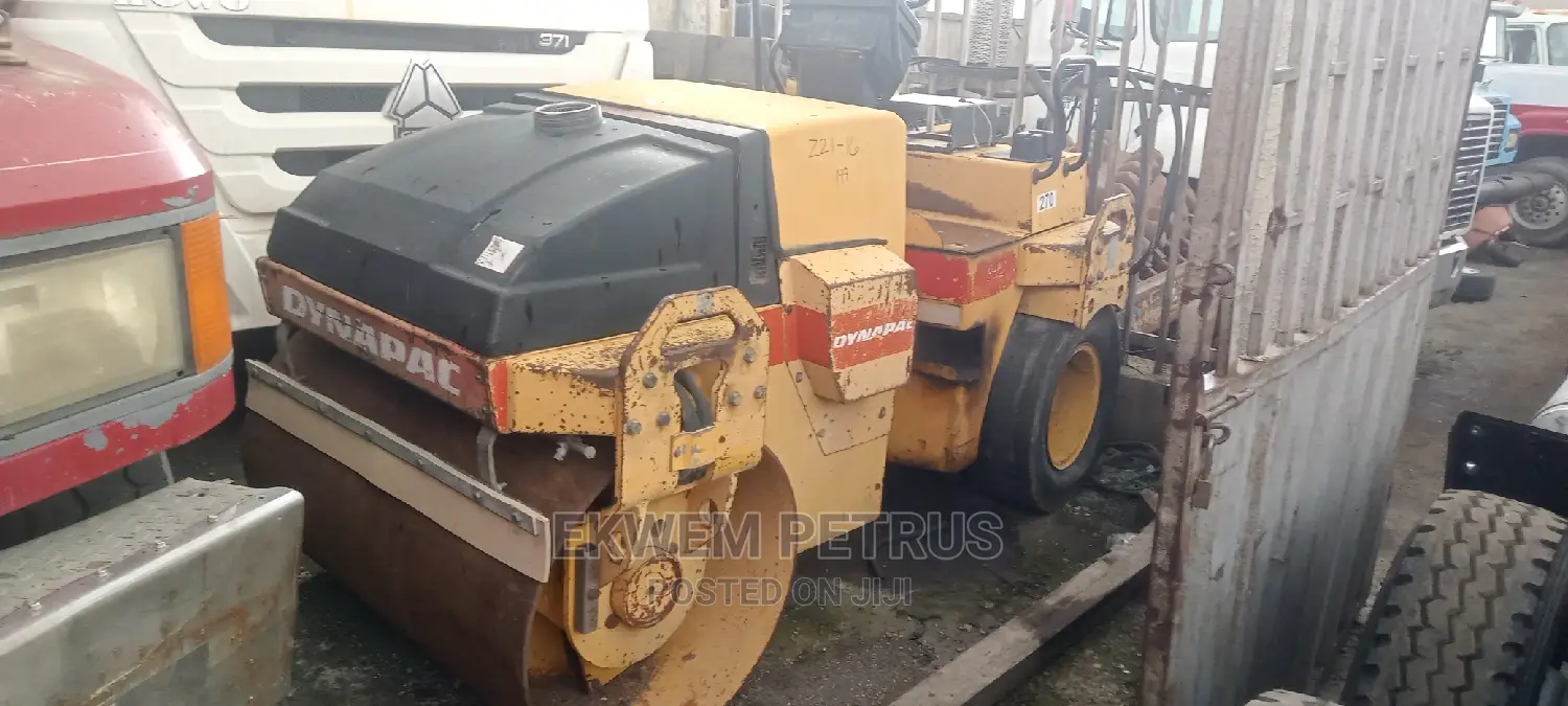Ride on Pnuematic Vibratory Compactor Roller