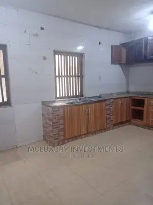 5bdrm Duplex in Ogudu Gra for rent