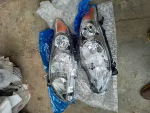 Headlamp for Corolla 2012 Set