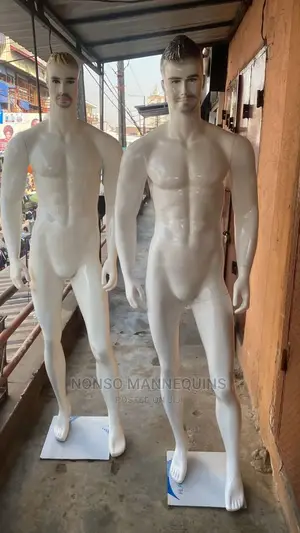 Huge White Fibre Male Display Glossy White Mannequins