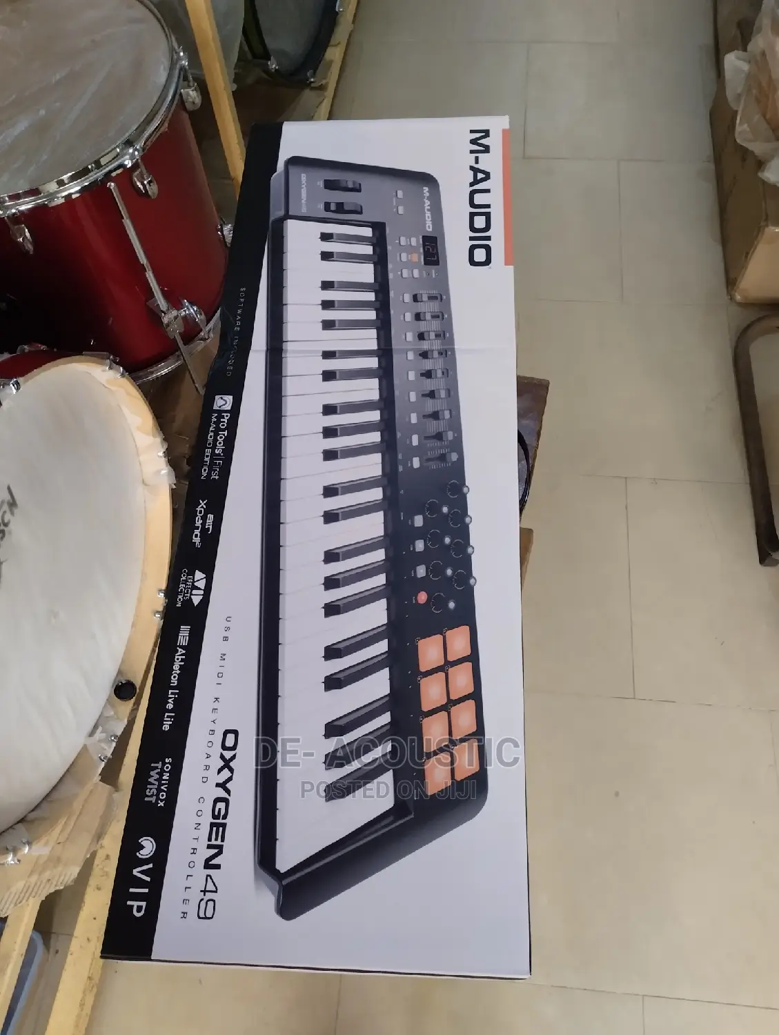 Maudio Oxygen 9 Key USB MIDI Keyboard With Beat Pads