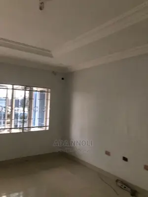3bdrm Block of Flats in Lugbe District for rent