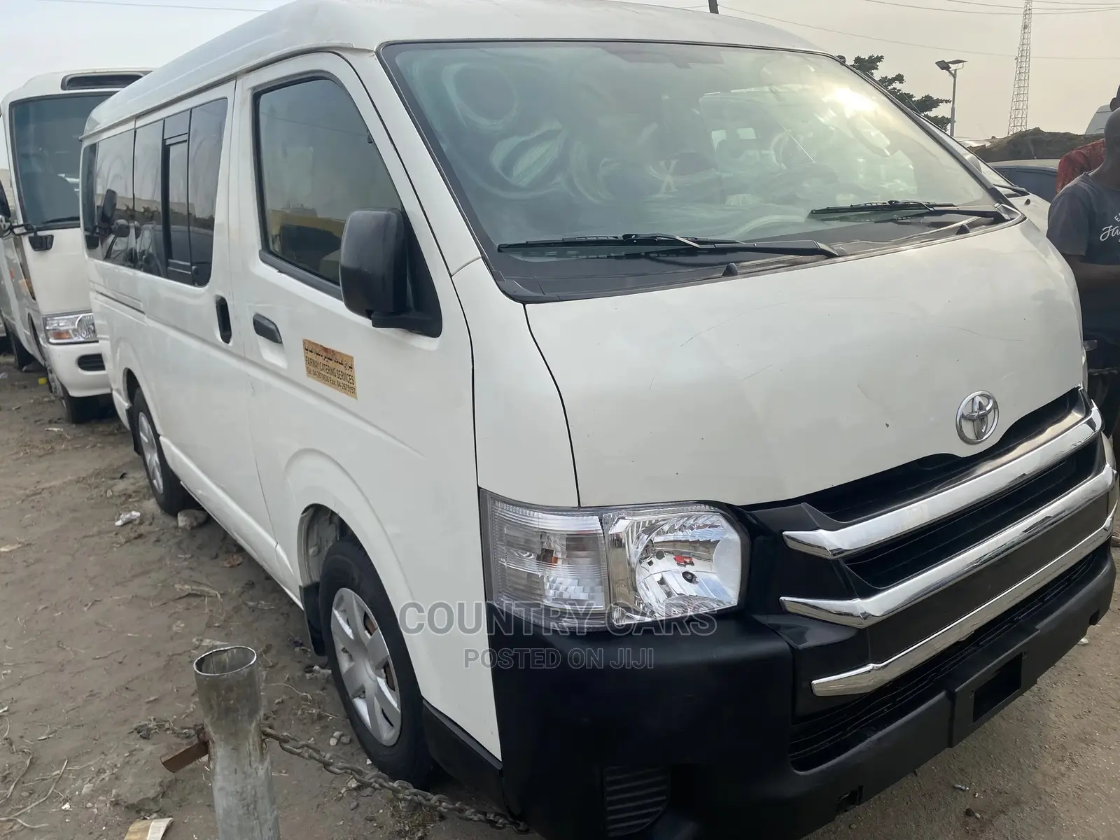 Toyota HiAce 2012 White