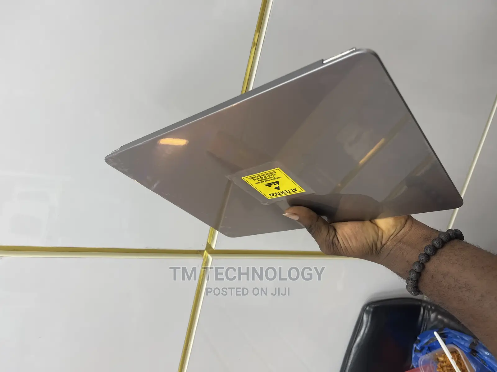 Macbook Air M2 Screen Replacement