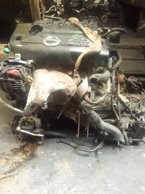 Nissan Altima 2.5 Engine