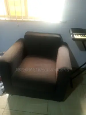 Sofa Cleaning Service L