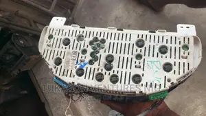 Speed Clock 2000 Honda Civic
