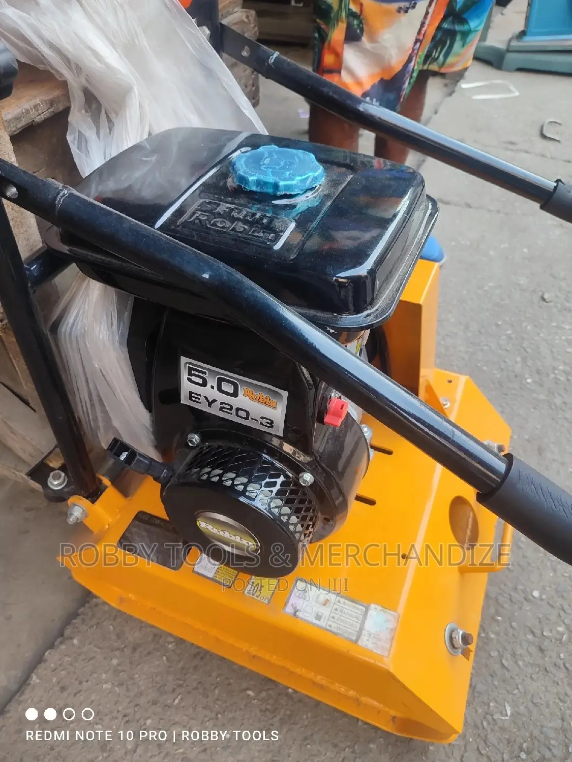 Robin Plate Compactor C90