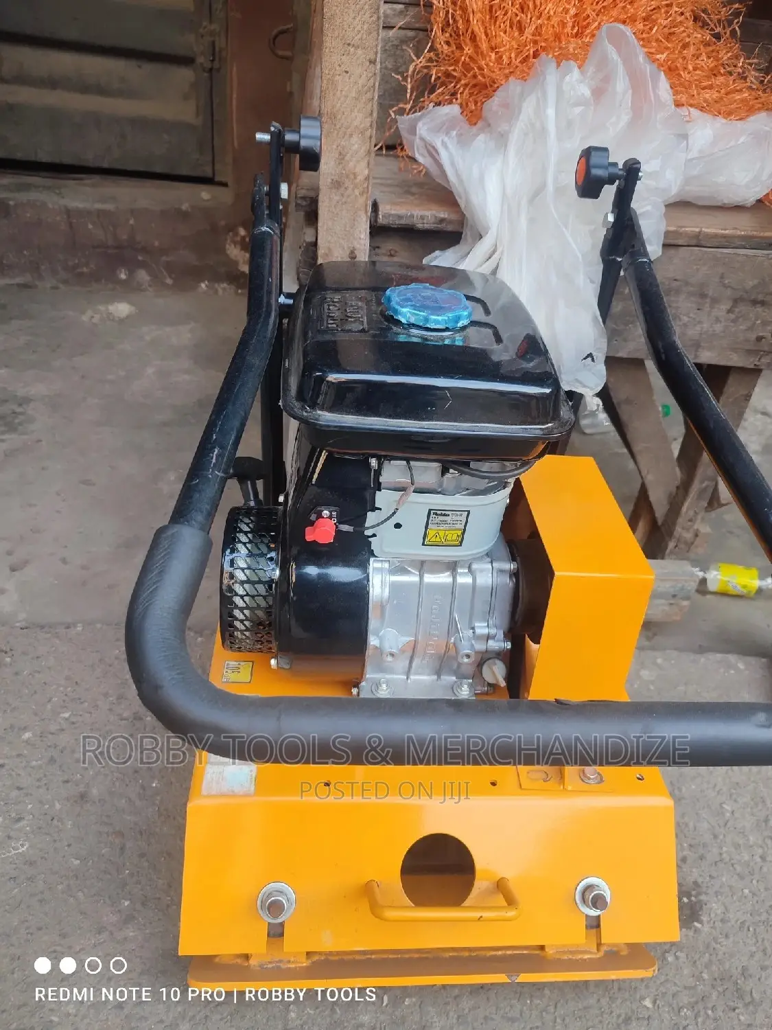 Robin Plate Compactor C90