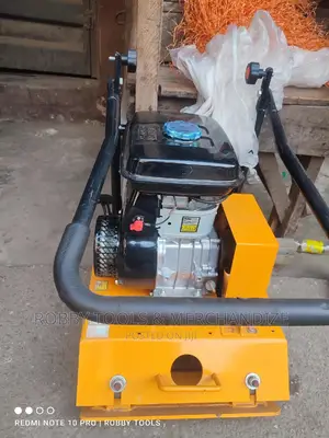 Robin Plate Compactor C90