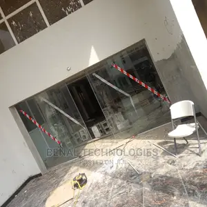 Top Grade Auto Entrance Door in Nnewi