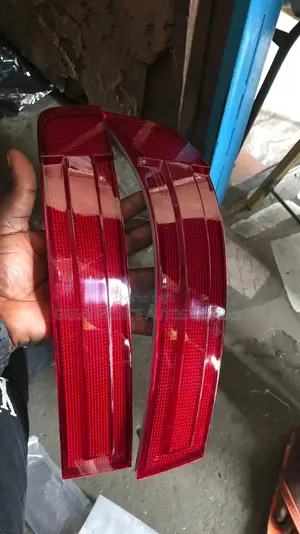 Back Bumper Reflector Gl450 2008 Model
