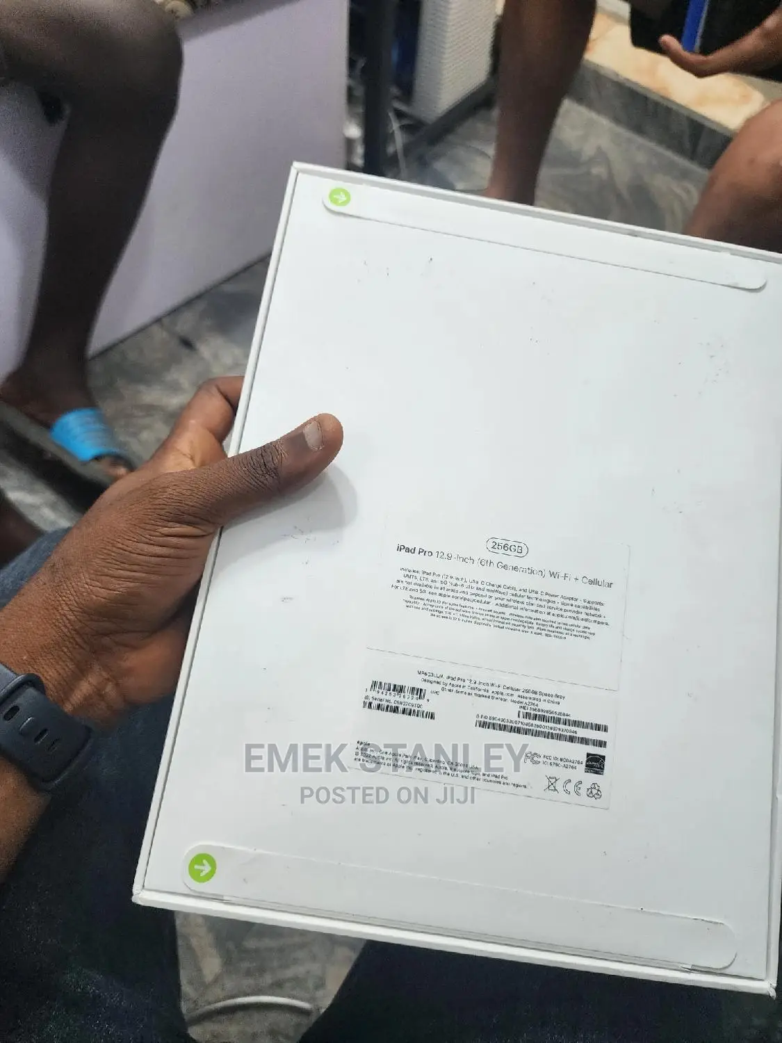 New Apple iPad Pro 12.9 (2021) 256 GB Gray
