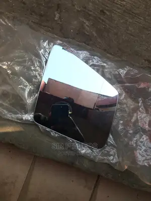 All Kinds of Mercedes Benz Side Mirror Glass Are Available