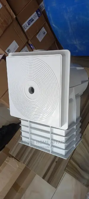 Smaller Pool Skimmer