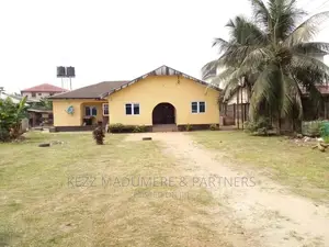 6bdrm Block of Flats in A Gated Street, for sale