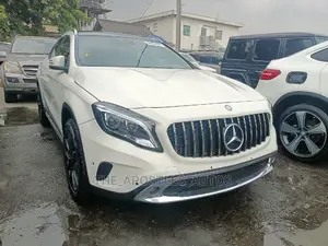 Mercedes-Benz GLA 250 2017 White