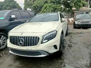 Mercedes-Benz GLA 250 2017 White