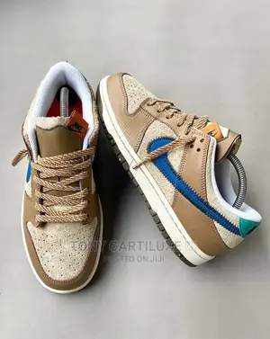Nike Sb Dunk Low ’Dark Driftwood