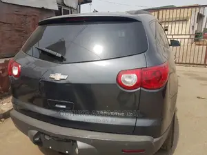 Chevrolet Traverse 2010 Gray