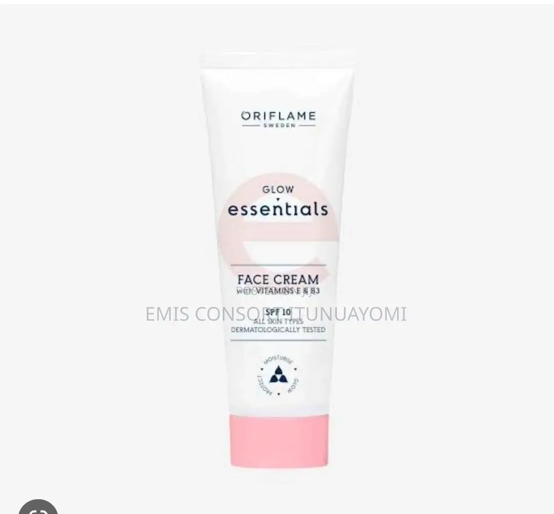 Glow Essential Body Lotion With Vitamine B3