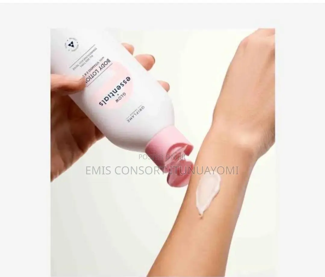 Glow Essential Body Lotion With Vitamine B3