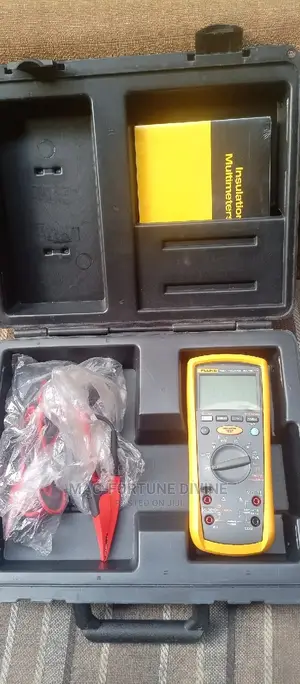 Fluke 1587 Insulation Multimeter.