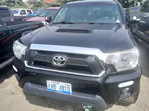 Toyota Tacoma 2015 Black