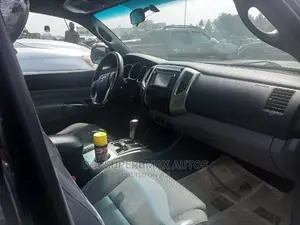 Toyota Tacoma 2015 Black