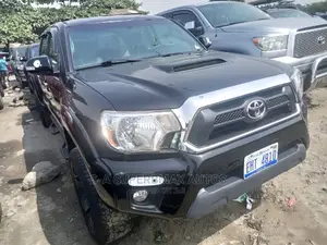 Toyota Tacoma 2015 Black