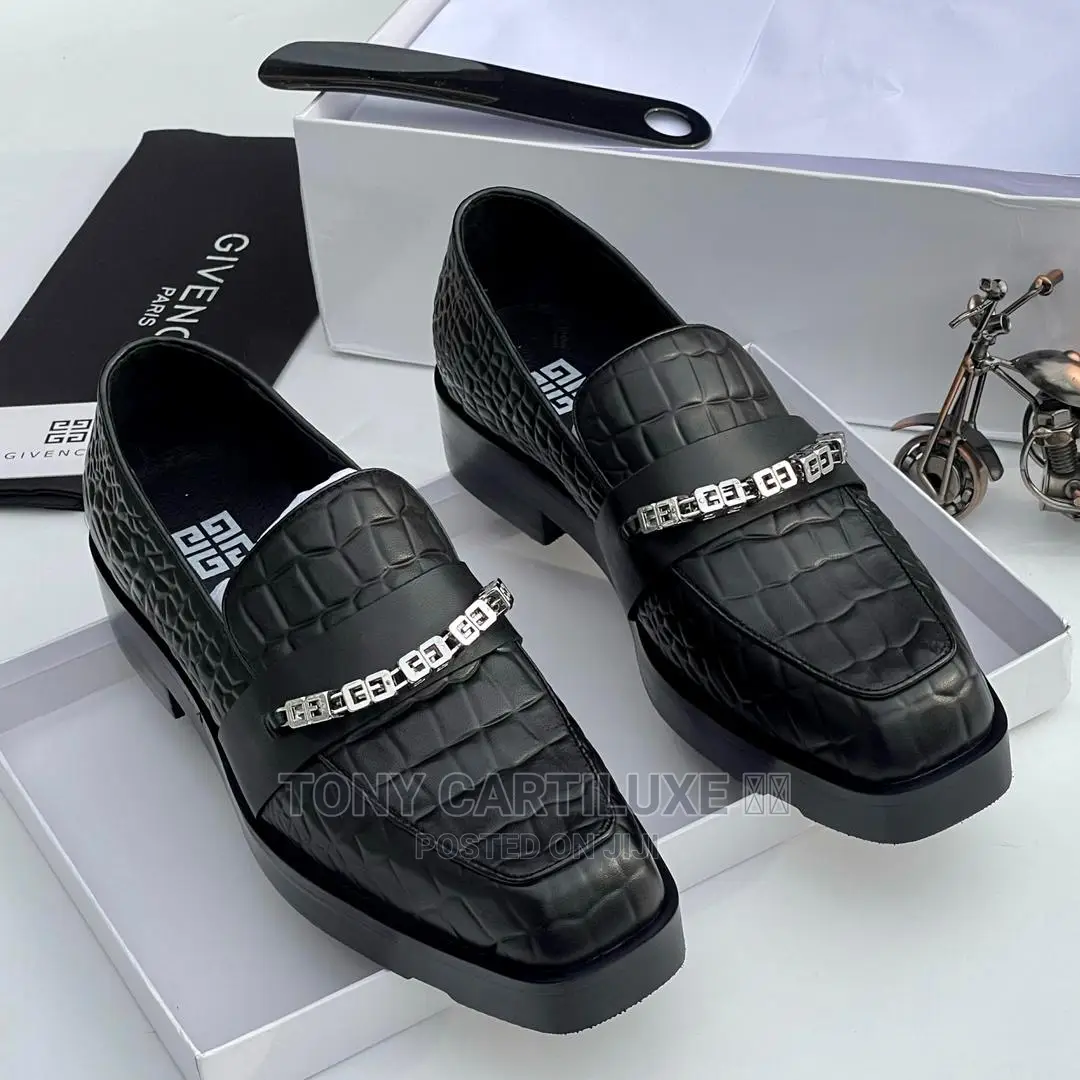 G I v E N C H Y _Shoe_