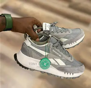 *Reebok Classic Leather