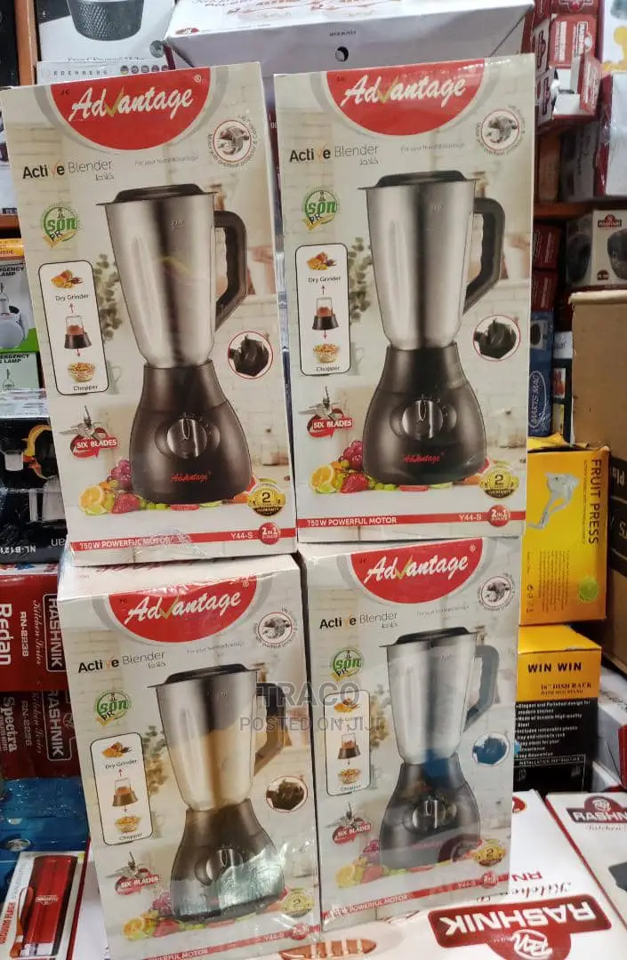 Advantage Active Blender