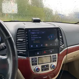 Hyundai Santa Fe 2010 Android System