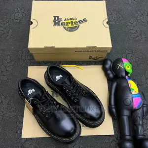 *Dr Martens 1461