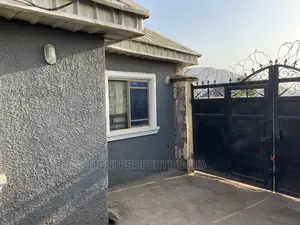 3bdrm Bungalow in Obasajo Road, Dutse-Alhaji for rent