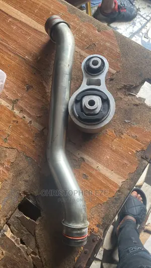 Gear Seat or Mount Ford Edge