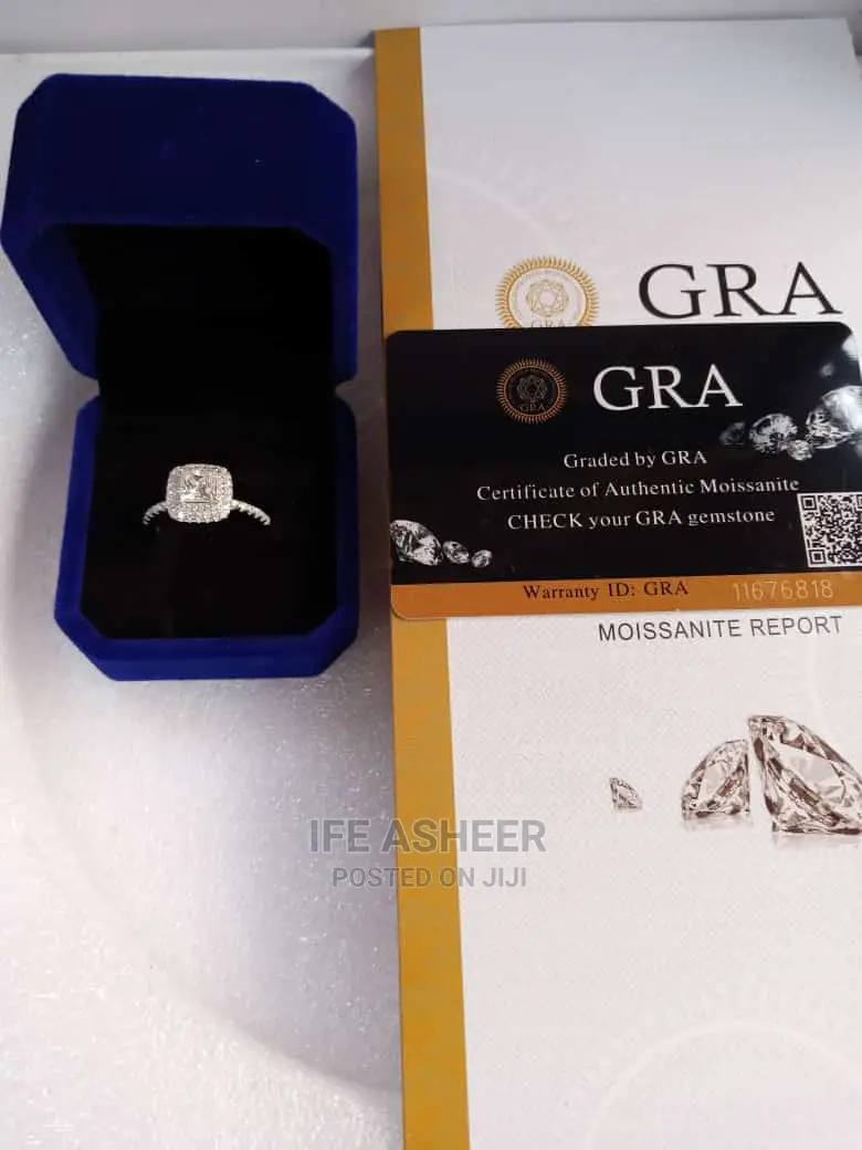 Real Moissanite Diamond Engagement/Proposal Ring 03 - Silver