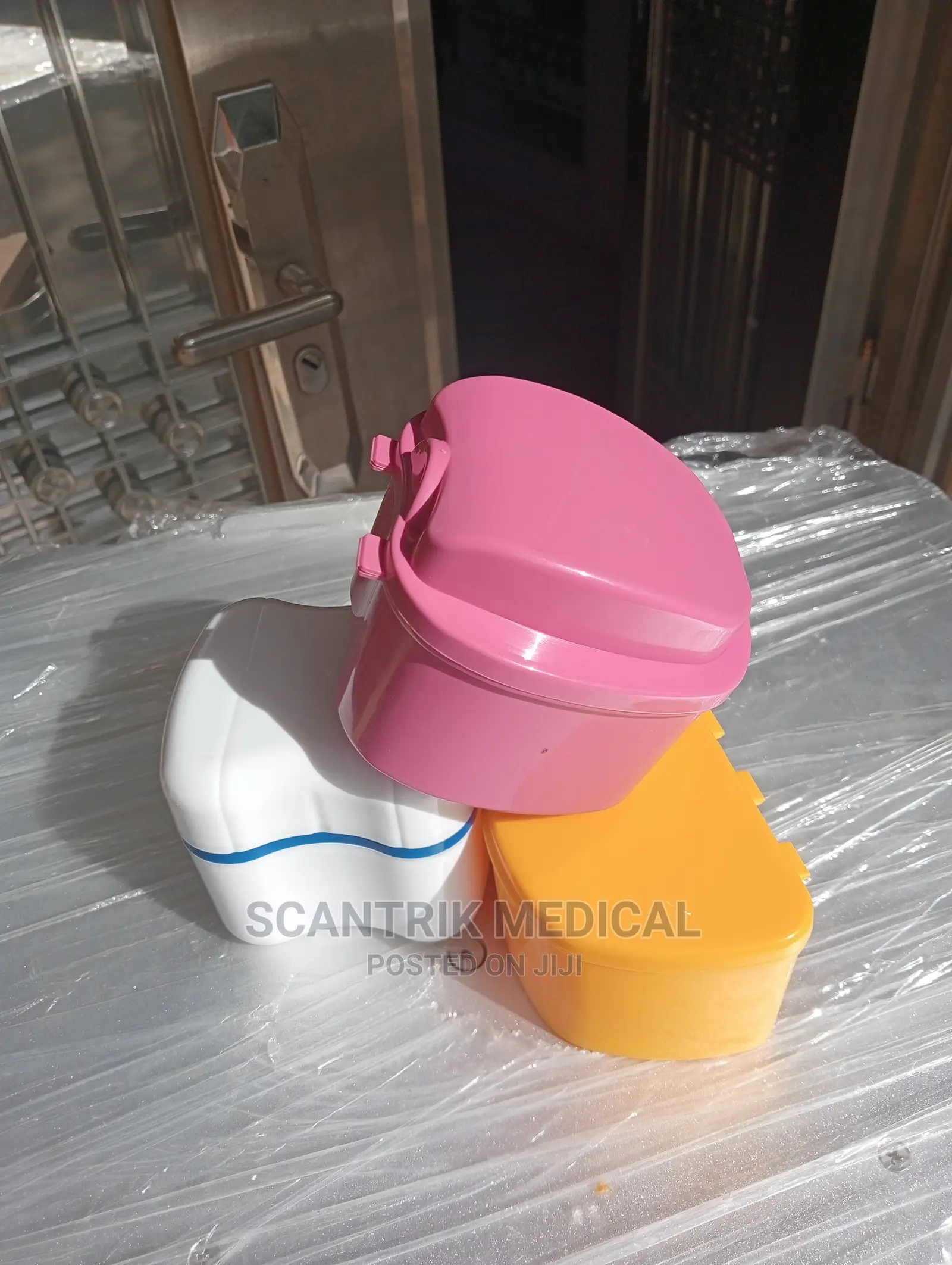 Teeth Holder Storage Container Box Case Holder