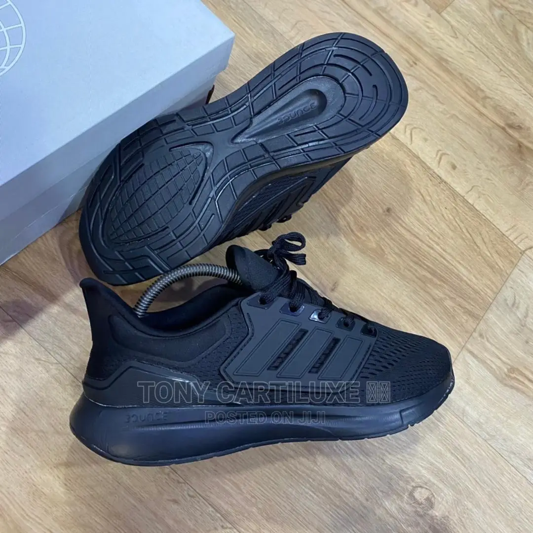 Adidas EQ21 Run Black