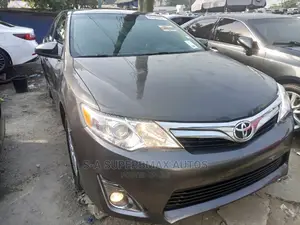 Toyota Camry 2012 Gray