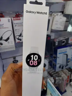 SAMSUNG Galaxy Watch 5 44mm Bluetooth Smartwatch