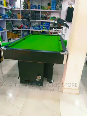 7ft Beautiful Imported Coin Operated Snooker Pool Table