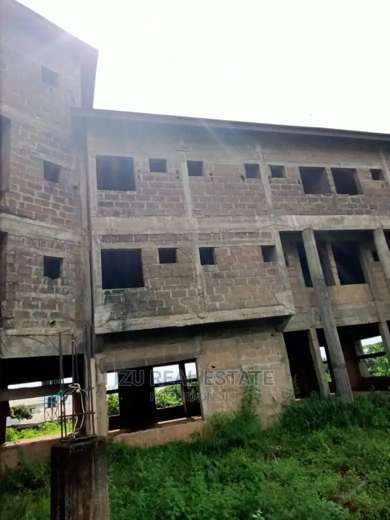 Hotel in Awka Commercial Property for Sale, Izu Real