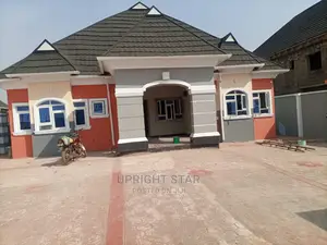 Furnished 4bdrm Bungalow in Fedral Housing, Osogbo for Rent
