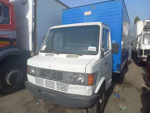 Mercedes Truck 308 Mini Container Body