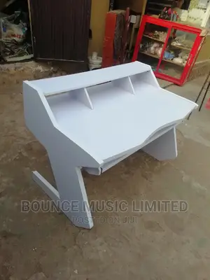 Studio Desk 4ft on White