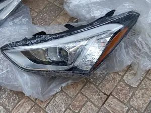 Hyundai Santafe 2011 and 2013 Headlamp
